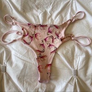 FRANKIES bikini bottoms